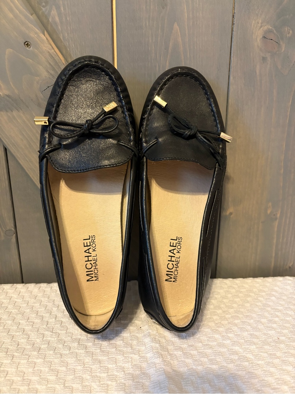 MICHAEL Michael Kors Sutton Black Leather Moccasin Loafers Size 6